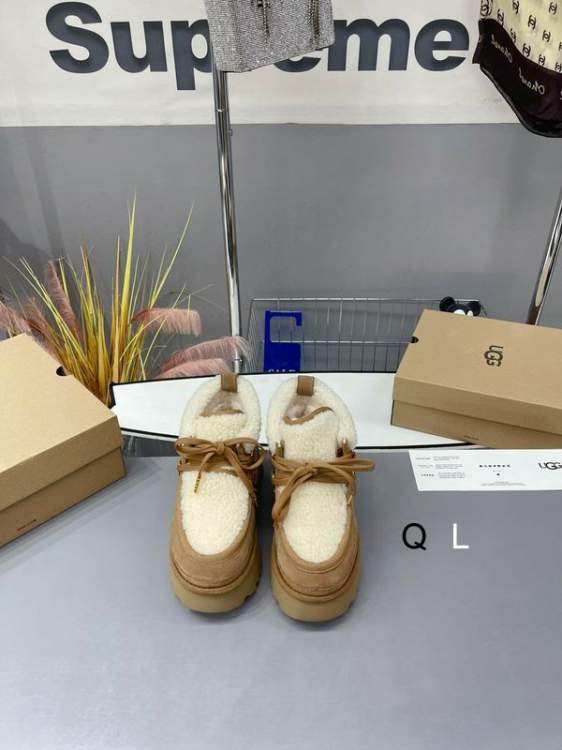 Picture of UGG Shoes _SKUUGGsz35-40QL092819816